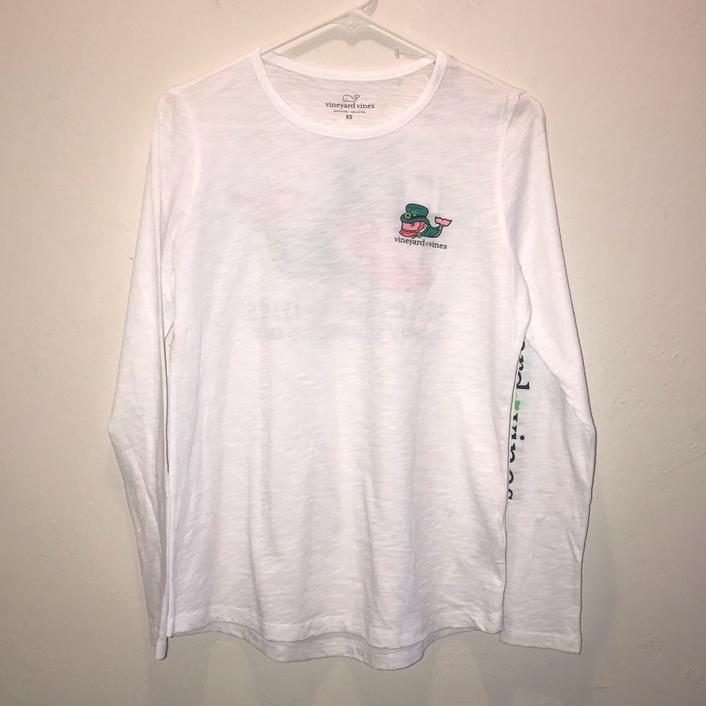 NWT. Vineyard vines St.Patricks Day shirt. XS